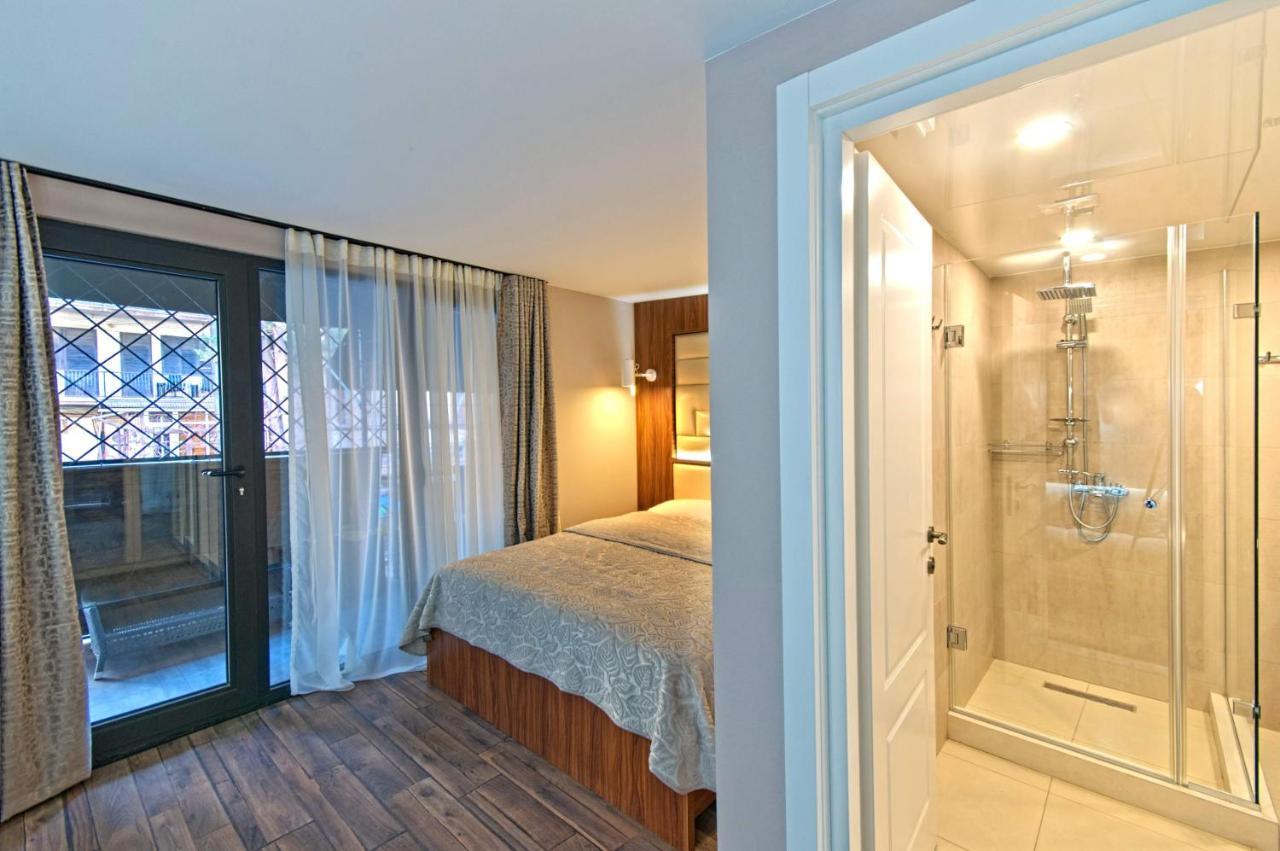 Hotel Sakhli At Chavchavadze Ave 15 Tbilisi Esterno foto